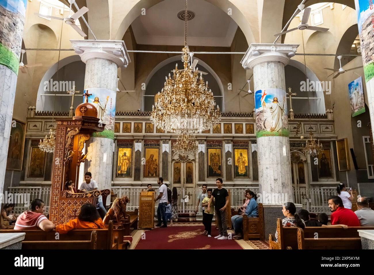 Al-Muharraq Monastery, Holy Virgin Mary, antique 'dispose George Church', Interior, Byzantine/Greek style, Asyut(Assiut), Egypt, Afrique du Nord, Afrique Banque D'Images