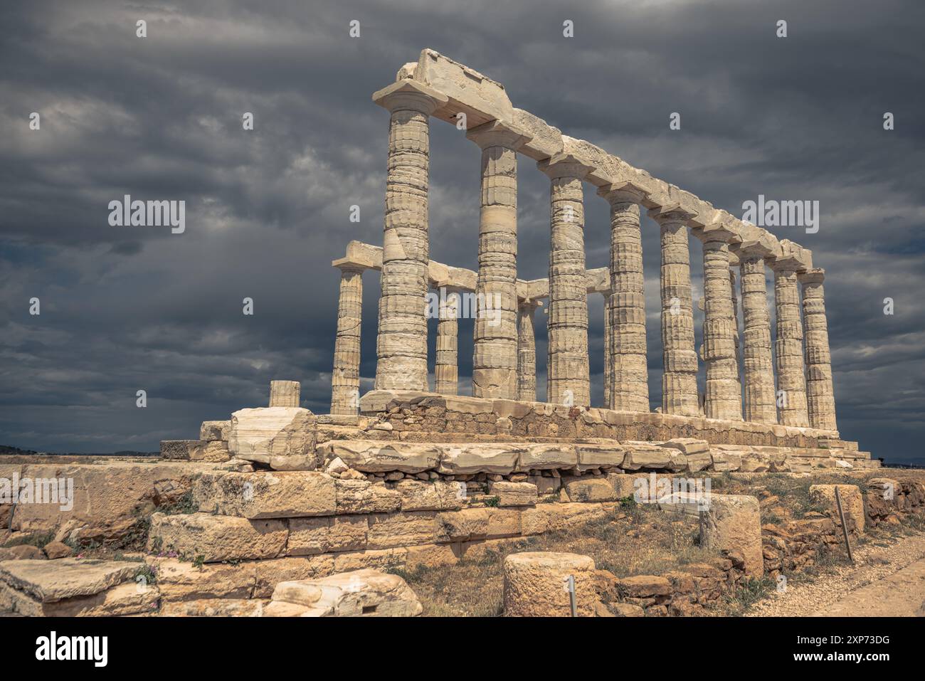 Sounion, Grèce, 4 mai 2024 : le légendaire temple de Poséidon au cap Sounion, Grèce Banque D'Images