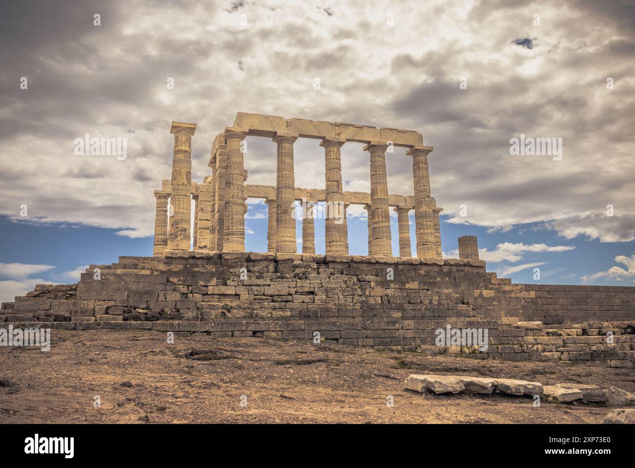 Sounion, Grèce, 4 mai 2024 : le légendaire temple de Poséidon au cap Sounion, Grèce Banque D'Images