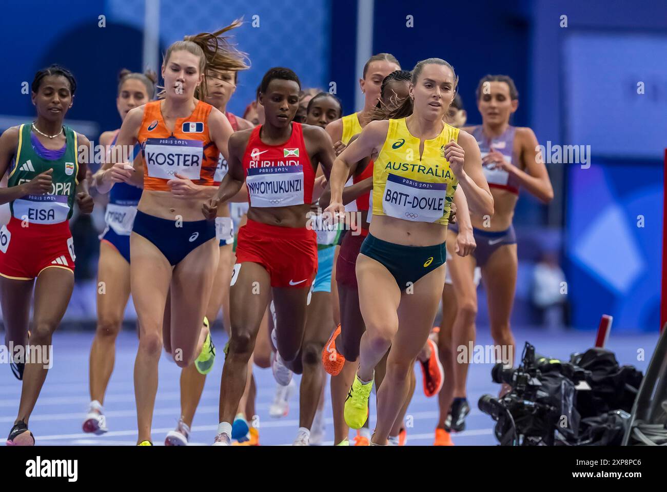 Paris, Ile de France, France. 2 août 2024. Isobel Batt-Doyle (AUS), australienne, participe au 1er tour féminin du 5000 m au stade de France lors des Jeux olympiques d'été de Paris en 2024. (Crédit image : © Walter Arce/ZUMA Press Wire) USAGE ÉDITORIAL SEULEMENT! Non destiné à UN USAGE commercial ! Crédit : ZUMA Press, Inc/Alamy Live News Banque D'Images