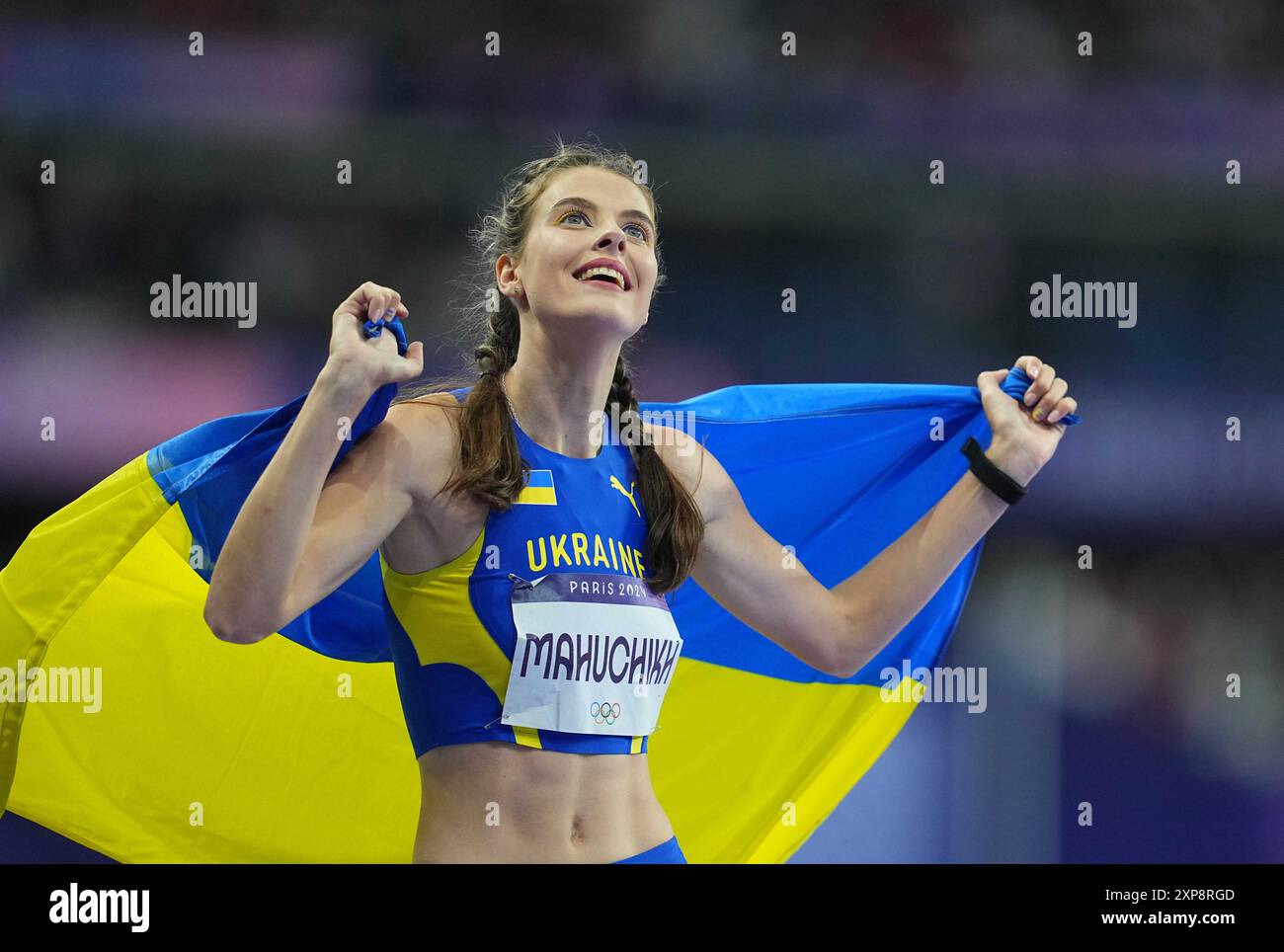 Yaroslava Mahuchikh célèbre sa victoire au saut en hauteur le jour 9 des Jeux Olympiques au stade de France, Paris, France. Ulrik Pedersen/CSM. Banque D'Images