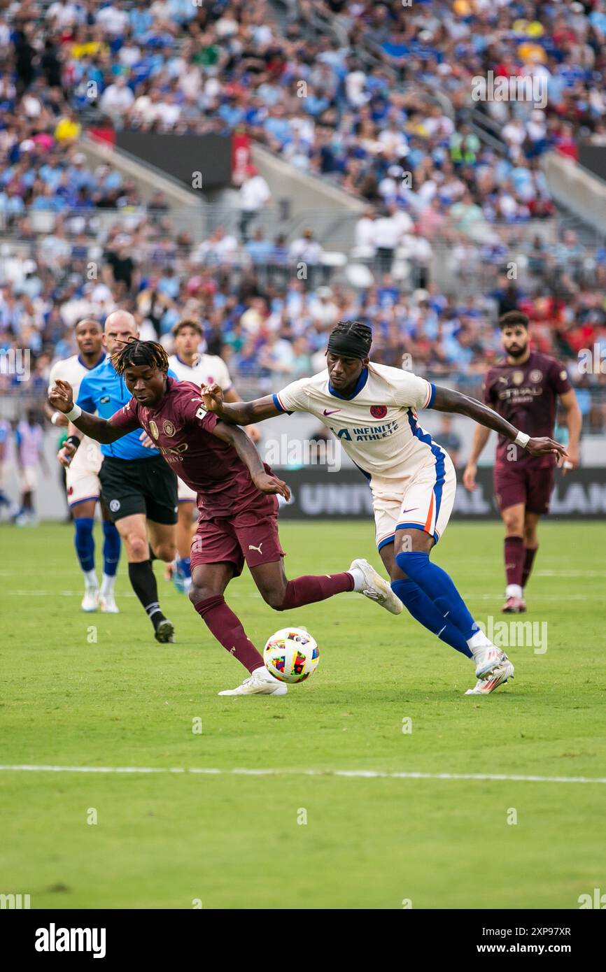 Columbus, Ohio, États-Unis. 3 août 2024. Le milieu de terrain de Manchester City Joel Ndala (73), l'attaquant du Chelsea FC Noni Madueke (11). Manchester City affronte le Chelsea FC dans un match amical international au Ohio Stadium. Crédit : Kindell Buchanan/Alamy Live News Banque D'Images