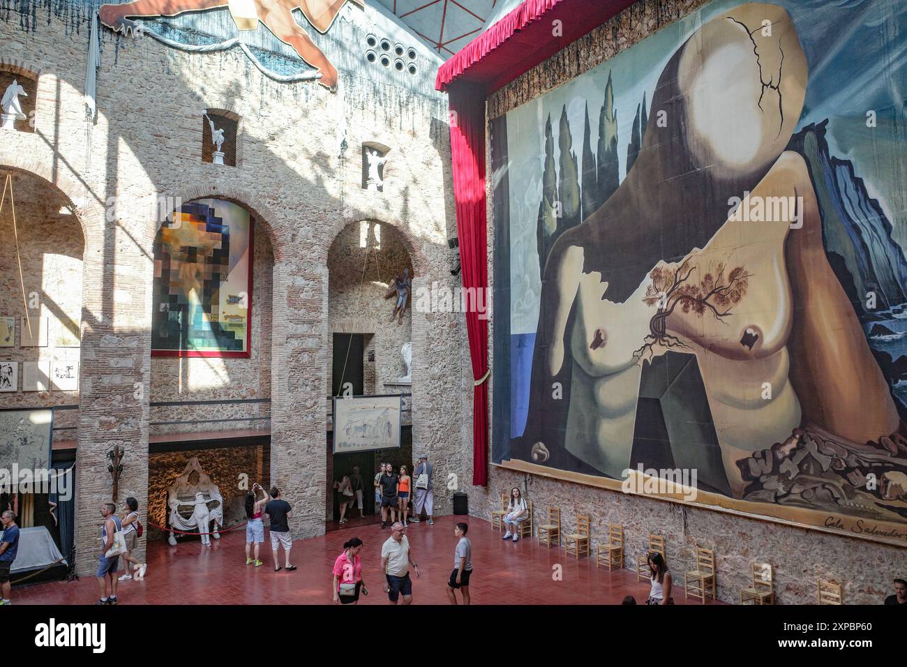 Figueres, Espagne - 3 août 2024 : intérieur du Théâtre-Musée de Salvador Dali, Figueres, Catalogne Banque D'Images