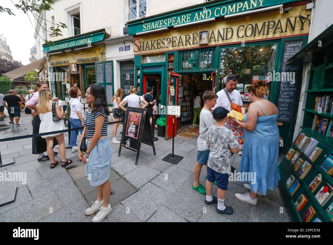 SHAKESPEARE ET LA LIBRAIRIE ANGLOPHONE PARIS Banque D'Images