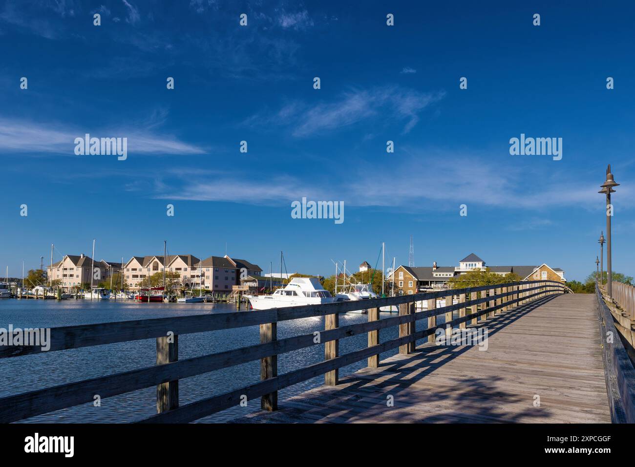 Vues sur le port de Manteo sur l'île de Roanoke à Outer Banks, Caroline du Nord, États-Unis Banque D'Images