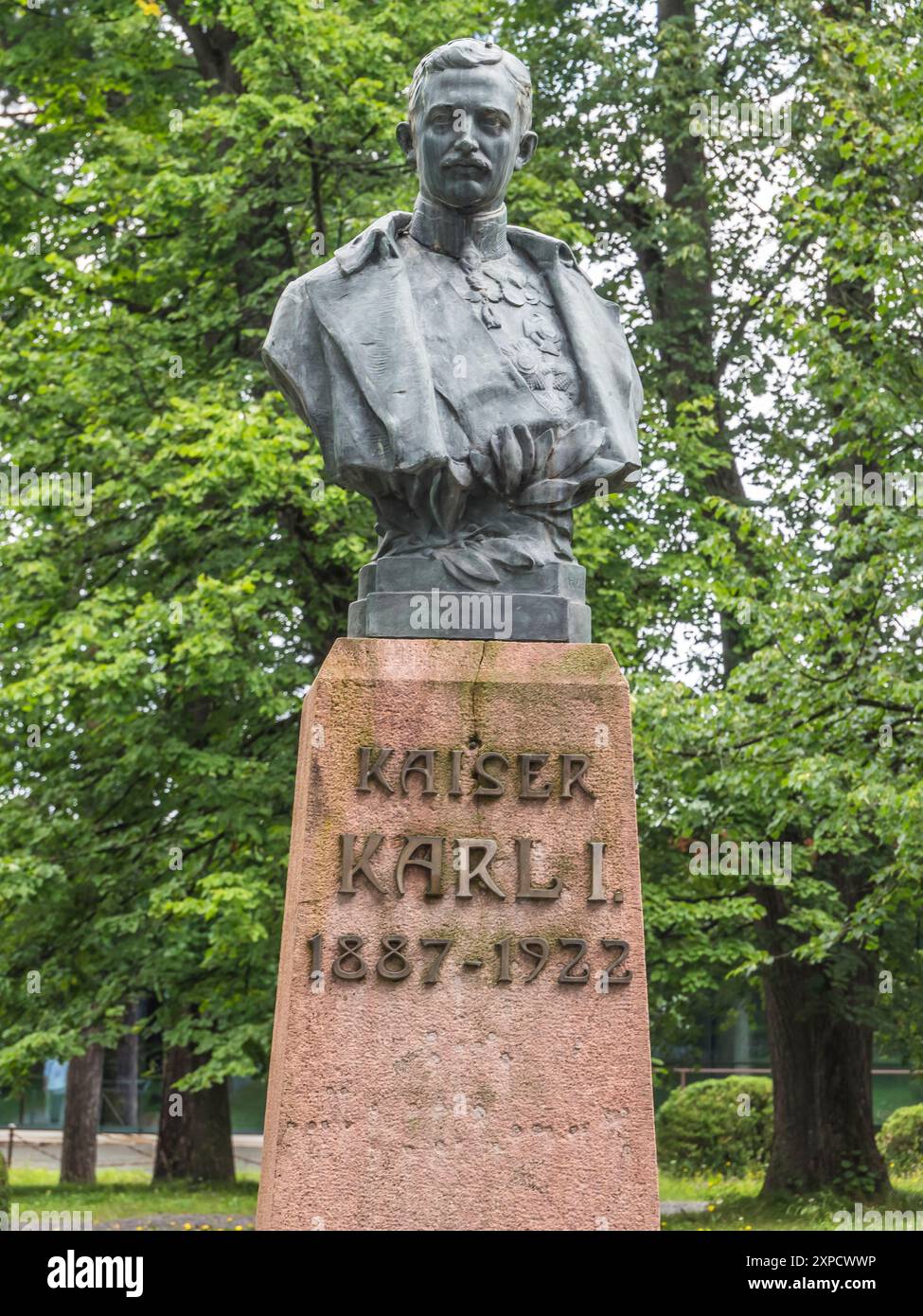 Statue de Charles Ier Empereur d'Autriche dans le parc du musée Tiroler Folks à Bergisel à Innsbruck Banque D'Images