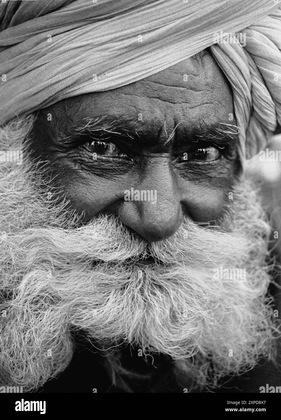 Les hommes saints hindous connus sous le nom de Saddhus se rassemblent pour la Foire annuelle de chameau de Pushkar pendant la pleine lune de novembre chaque année à Pushkar, Inde - 1989 Banque D'Images