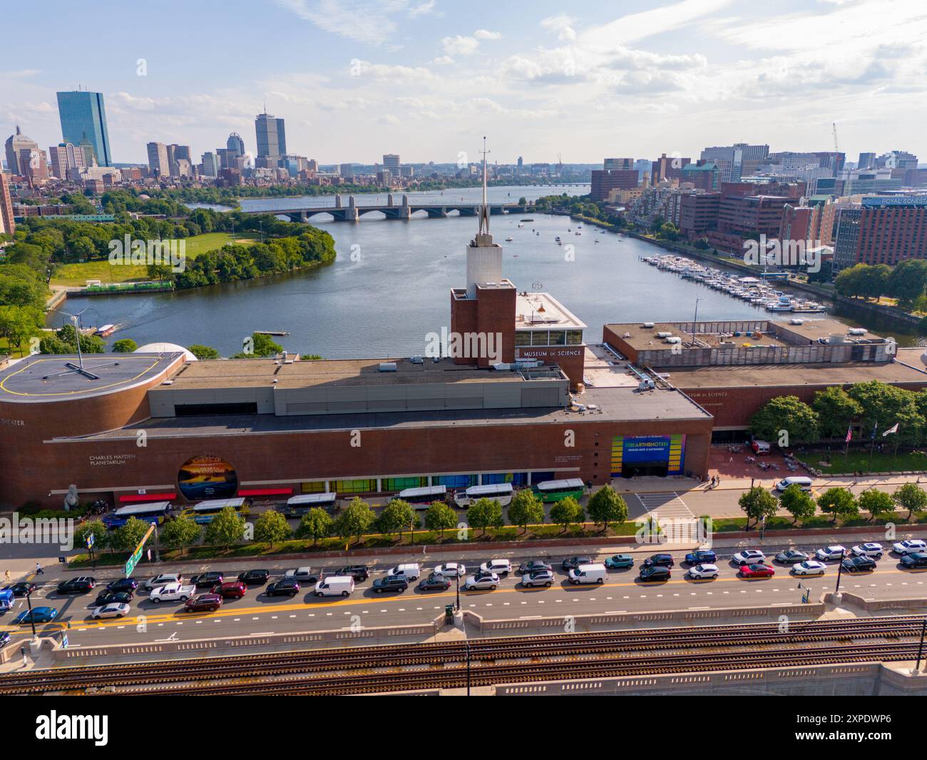 Boston, ma, États-Unis - 18 juillet 2024 : Museum of Science Boston. Photo drone aérien Banque D'Images