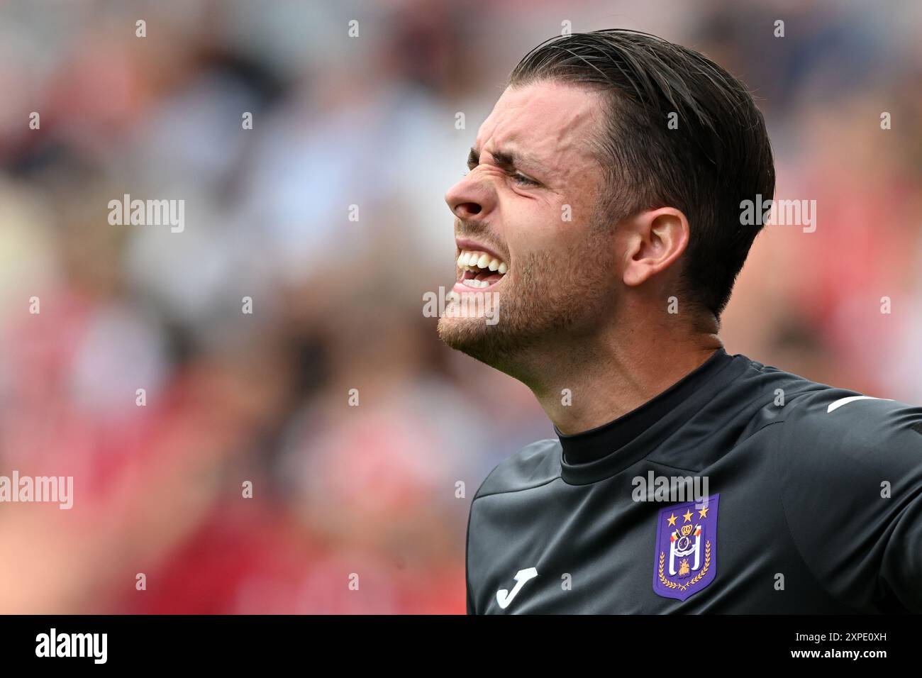 ANVERS - le gardien de but du RSC Anderlecht Colin Coosemans lors du match de Belgique Pro League opposant le Royal Antwerp FC au RSC Anderlecht au stade Bosuil le 4 août 2024 à Anvers, Belgique. ANP | Hollandse Hoogte | GERRIT VAN COLOGNE Banque D'Images