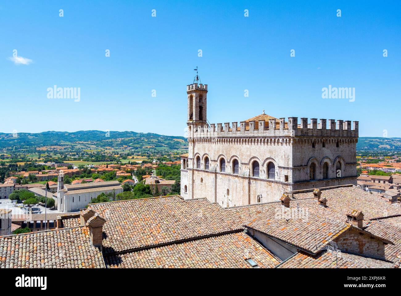 Gubbio, Pérouse, Italie, paysage urbain aérien du Palazzo dei Consoli, éditorial seulement. Banque D'Images