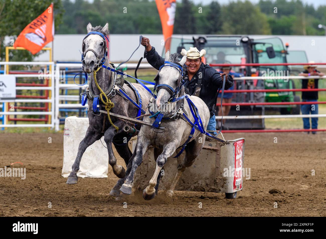Courses de calèche (course de Chariot) au Neyaskweyahk Native Classic tenu à Maskwacis (Hobbema) Alberta Canada Banque D'Images