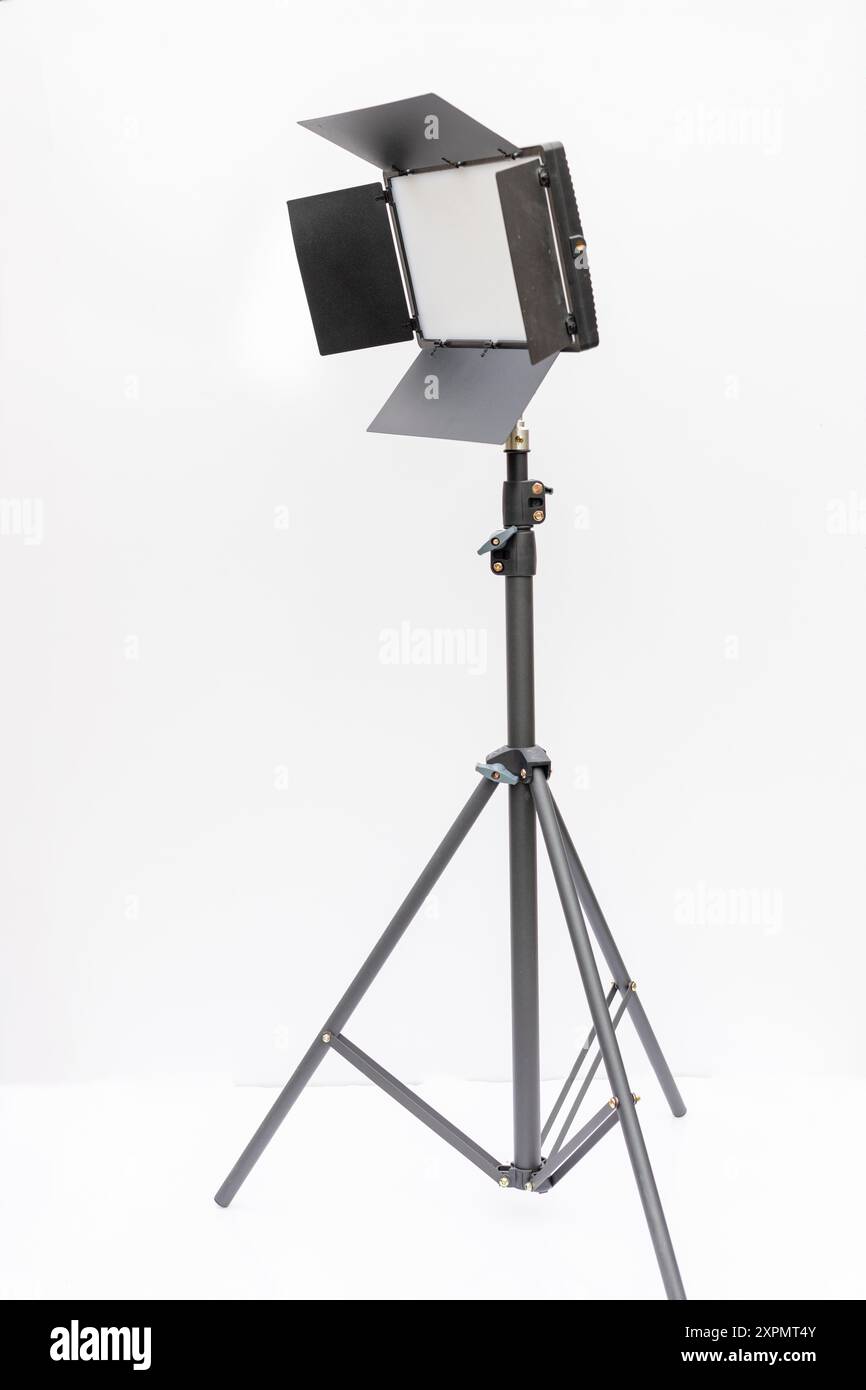 Panneau lumineux LED avec support réglable pour la photographie de studio Banque D'Images