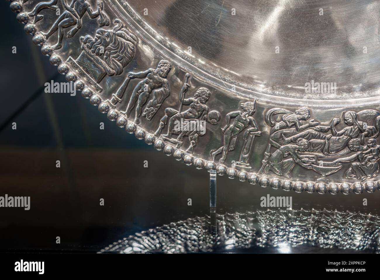 Détail du plateau d'Achille - partie du Trésor de Seuso au Musée national hongrois - Budapest, Hongrie Banque D'Images