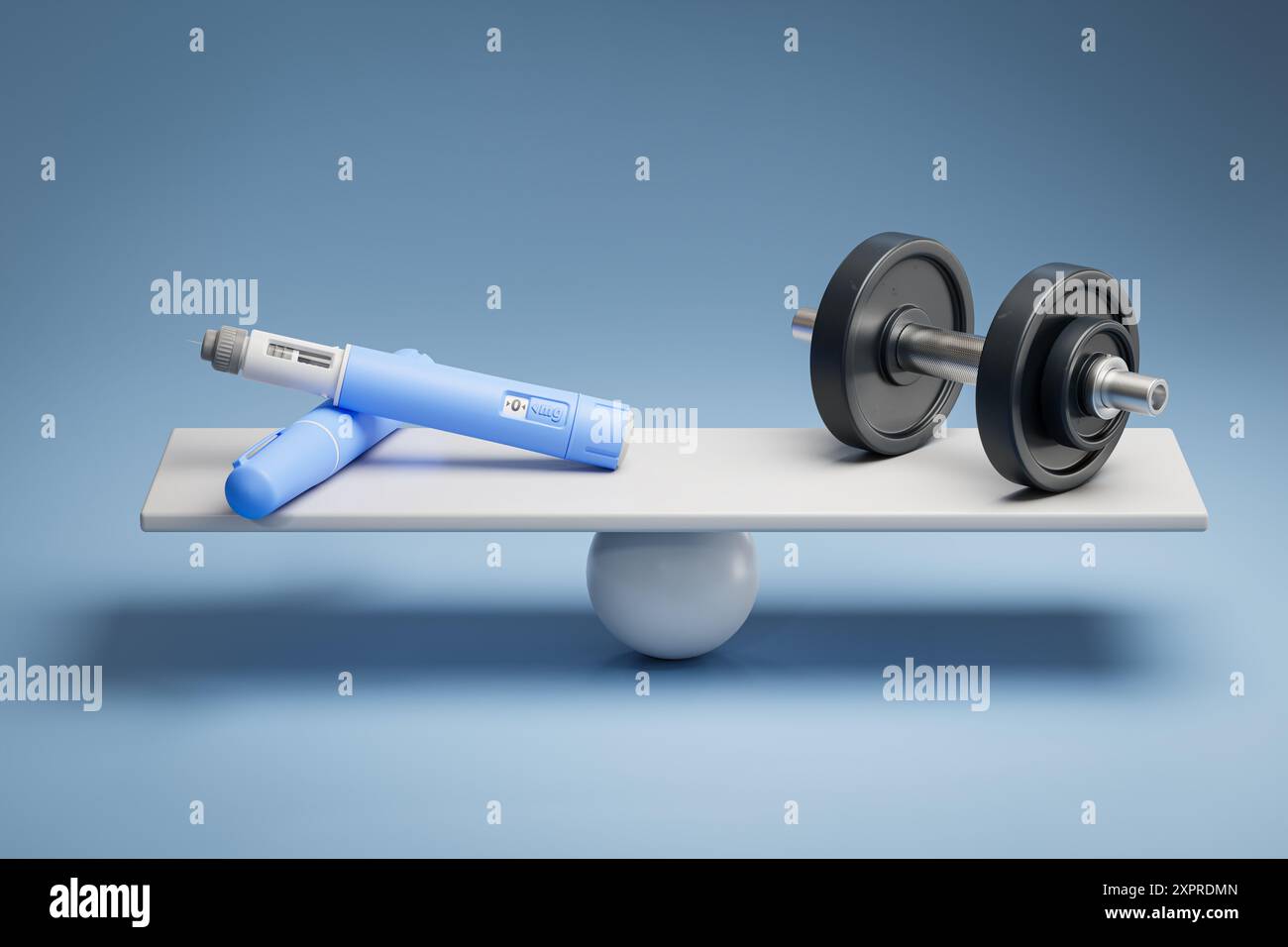 Deux stylos doseurs d'un semaglutide fictif (GLP-1) sur une balance face à un haltère. Concept pour des moyens alternatifs de perdre du poids. Banque D'Images