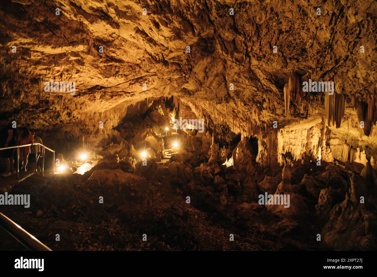 Grotte de stalactite - grotte de Perama à Ioannina, Grèce. Photo de haute qualité Banque D'Images