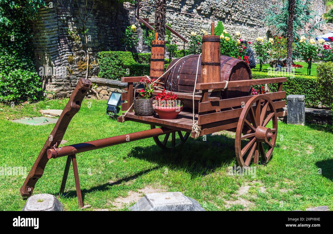 Le château d'Elbasan (albanais : Kalaja e Elbasanit) est une forteresse du XVe siècle située à Elbasan, en Albanie. Banque D'Images