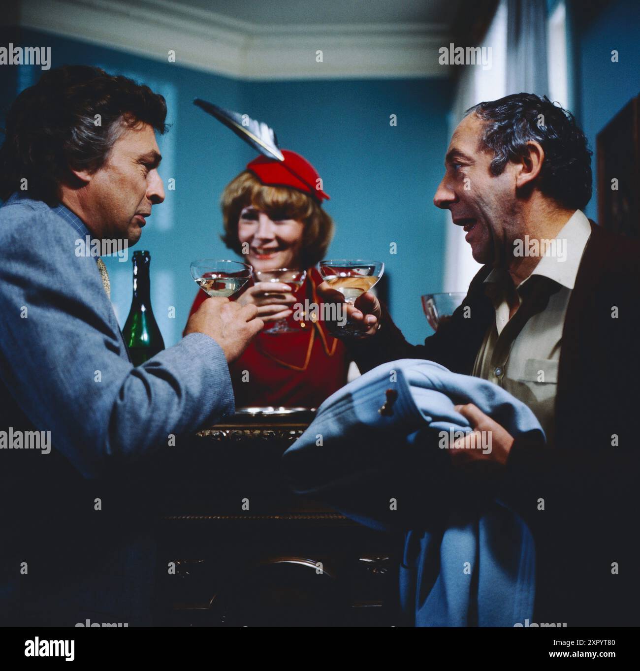 Alles im Eimer, deutsche Kriminalkomödie von Ralf Gregan, ZDF, 1983, Szene : Rainer Brandt, Rotraud Schindler, Dieter Hallervorden Banque D'Images