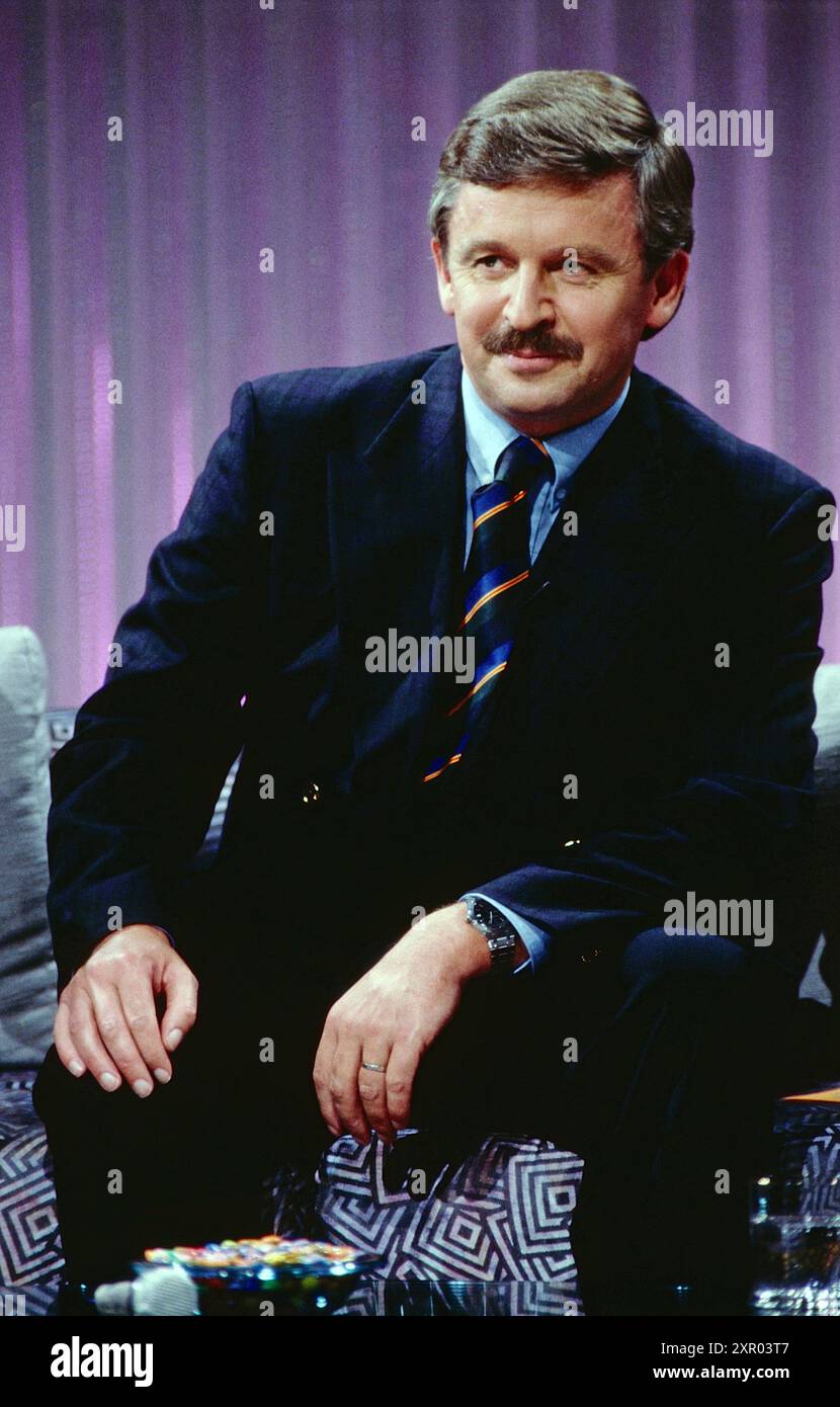 FDP Politiker und Bundeswirtschaftsminister Jürgen Möllemann, Wettpate in der ZDF Fernsehshow : Wetten, Dass, 1992. Banque D'Images