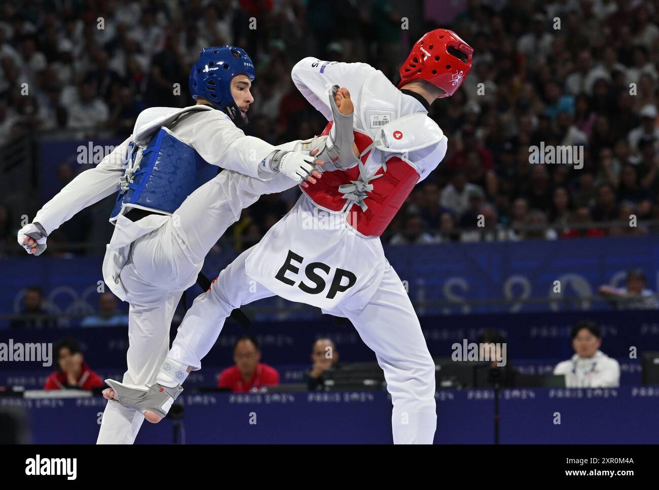 Paris, France. 08 août 2024. Souleyman Alaphilippe de France vs Javier Perez Polo d'Espagne, Taekwondo, quart de finale masculin -68kg lors des Jeux Olympiques Paris 2024 le 8 août 2024 au Grand Palais à Paris, France - photo Frederic Chambert/Panoramic/DPPI Media Credit : DPPI Media/Alamy Live News Banque D'Images