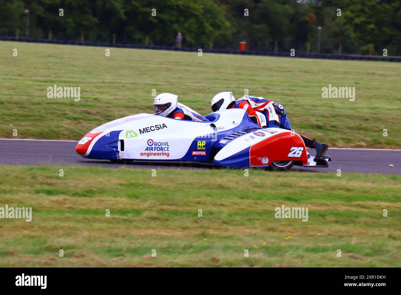 ACTION RAPIDE DE RENOUVEAU DE SIDECAR CASWELL SUR 3 ROUES Banque D'Images