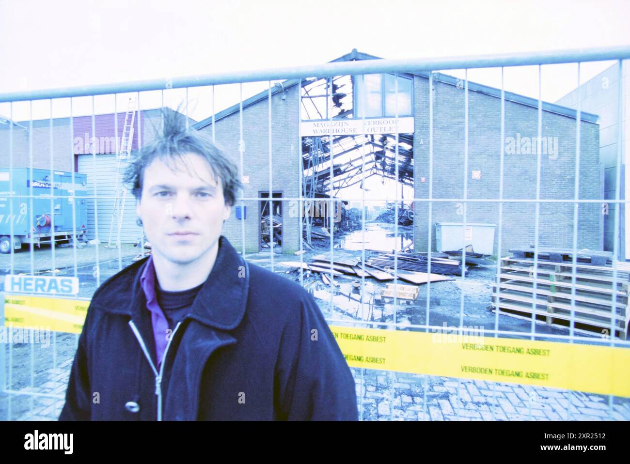 Duncan Stutterheim, IJmuiden, IJmuiden, pays-Bas, 04-12-2002, Whizgle Dutch News : des images historiques sur mesure pour l'avenir. Explorez le passé néerlandais avec des perspectives modernes grâce à des images d'agences néerlandaises. Concilier les événements d'hier avec les perspectives de demain. Embarquez pour un voyage intemporel avec des histoires qui façonnent notre avenir. Banque D'Images Duncan Stutterheim, IJmuiden, IJmuiden, pays-Bas, 04-12-2002, Whizgle Dutch News : des images historiques sur mesure pour l'avenir. Explorez le passé néerlandais avec des perspectives modernes grâce à des images d'agences néerlandaises. Concilier les événements d'hier avec les perspectives de demain. Embarquez pour un voyage intemporel avec des histoires qui façonnent notre avenir. Banque D'Images