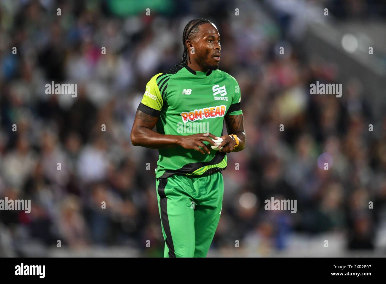 Londres, Angleterre. 8 août 2024. Jofra Archer pendant le match des cent entre Oval Invincibles Men et Southern Brave Men au Kia Oval de Londres. Kyle Andrews/Alamy Live News. Banque D'Images