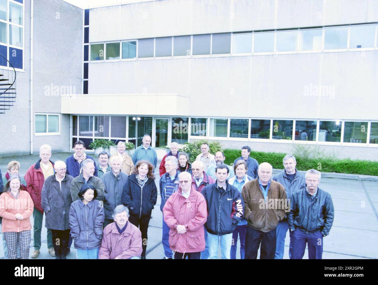 Group Staff Waa Logistics [valeurs], 12-04-1999, Whizgle Dutch News : des images historiques sur mesure pour l'avenir. Explorez le passé néerlandais avec des perspectives modernes grâce à des images d'agences néerlandaises. Concilier les événements d'hier avec les perspectives de demain. Embarquez pour un voyage intemporel avec des histoires qui façonnent notre avenir. Banque D'Images