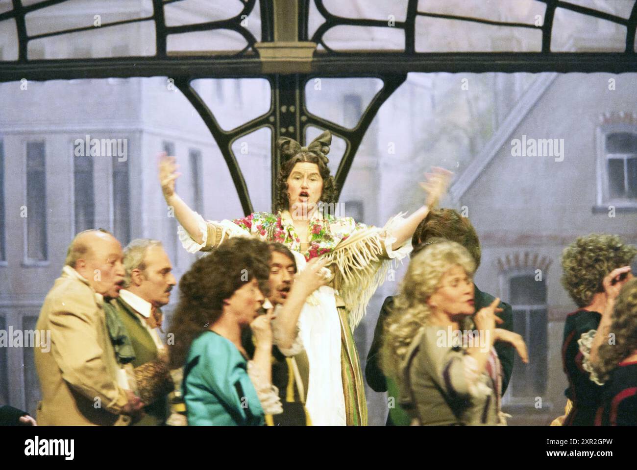 Association d'opérette vides, IJmuiden, IJmuiden, pays-Bas, 12-04-2000, Whizgle Dutch News : des images historiques sur mesure pour l'avenir. Explorez le passé néerlandais avec des perspectives modernes grâce à des images d'agences néerlandaises. Concilier les événements d'hier avec les perspectives de demain. Embarquez pour un voyage intemporel avec des histoires qui façonnent notre avenir. Banque D'Images Association d'opérette vides, IJmuiden, IJmuiden, pays-Bas, 12-04-2000, Whizgle Dutch News : des images historiques sur mesure pour l'avenir. Explorez le passé néerlandais avec des perspectives modernes grâce à des images d'agences néerlandaises. Concilier les événements d'hier avec les perspectives de demain. Embarquez pour un voyage intemporel avec des histoires qui façonnent notre avenir. Banque D'Images