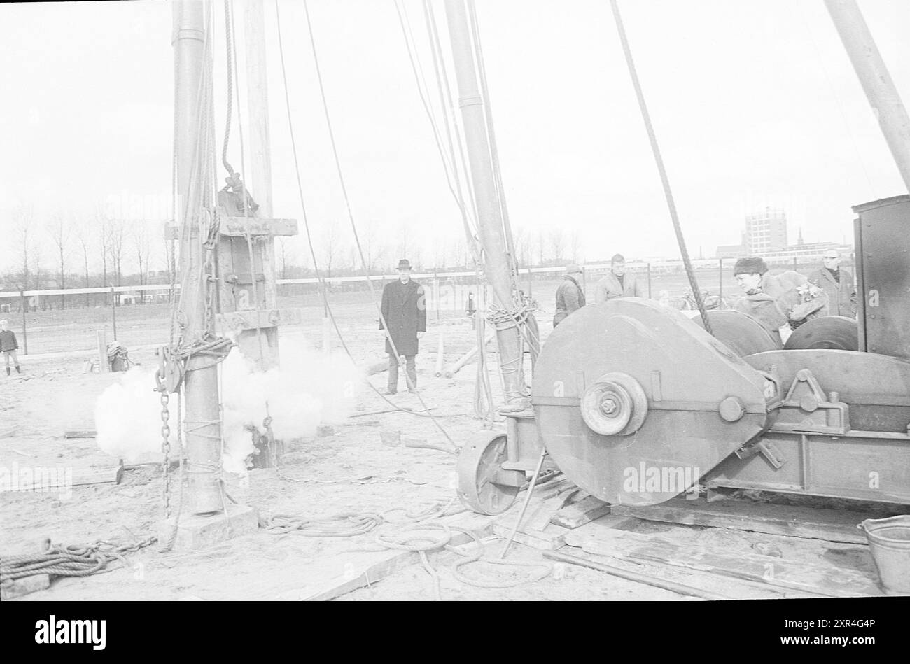 Rudolf Steiner School, First pile, modèle réduit, 01-03-1965','02-03-1965, Whizgle Dutch News : images historiques sur mesure pour l'avenir. Explorez le passé néerlandais avec des perspectives modernes grâce à des images d'agences néerlandaises. Concilier les événements d'hier avec les perspectives de demain. Embarquez pour un voyage intemporel avec des histoires qui façonnent notre avenir. Banque D'Images