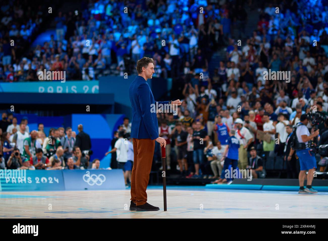 Pau Gasol lors du match de demi-finale de basket-ball masculin entre l'équipe des États-Unis et l'équipe de Serbie le treizième jour des Jeux Olympiques de Paris 2024 à Bercy Arena le 08 août 2024 à Paris, France. Crédit : Saolab/Alamy Live News Banque D'Images