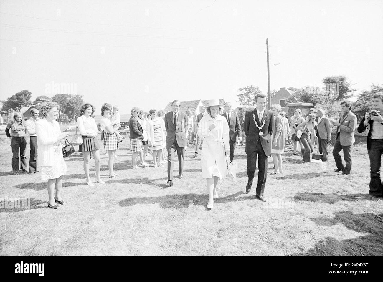 Princesse Beatrix à Nieuw-Vennep, réceptions royales et visites royales, 23-08-1973, Whizgle Dutch News : images historiques sur mesure pour l'avenir. Explorez le passé néerlandais avec des perspectives modernes grâce à des images d'agences néerlandaises. Concilier les événements d'hier avec les perspectives de demain. Embarquez pour un voyage intemporel avec des histoires qui façonnent notre avenir. Banque D'Images