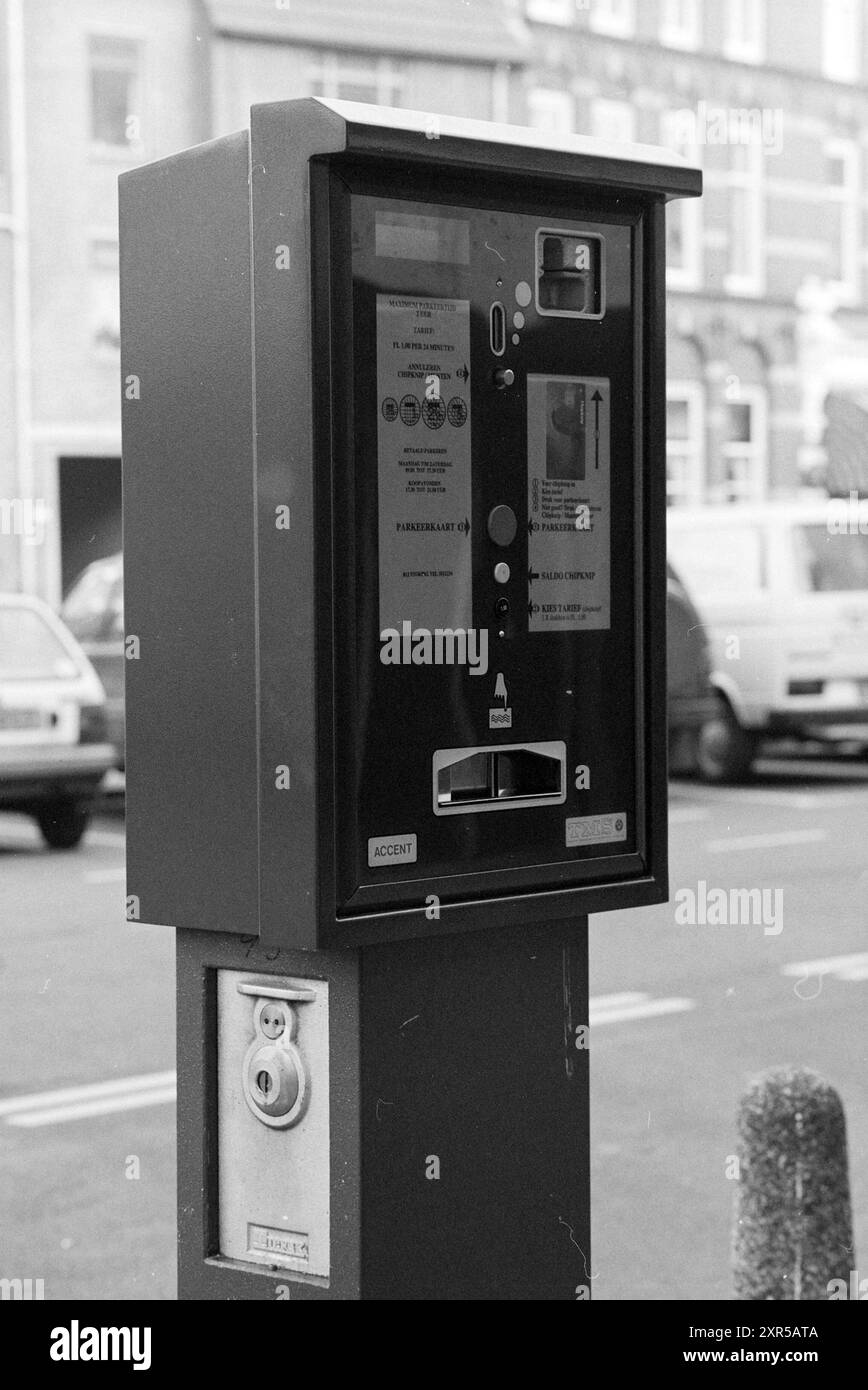 Carte à puce à Arnhem, Arnhem, 21-01-1996, Whizgle Dutch News : images historiques sur mesure pour l'avenir. Explorez le passé néerlandais avec des perspectives modernes grâce à des images d'agences néerlandaises. Concilier les événements d'hier avec les perspectives de demain. Embarquez pour un voyage intemporel avec des histoires qui façonnent notre avenir. Banque D'Images