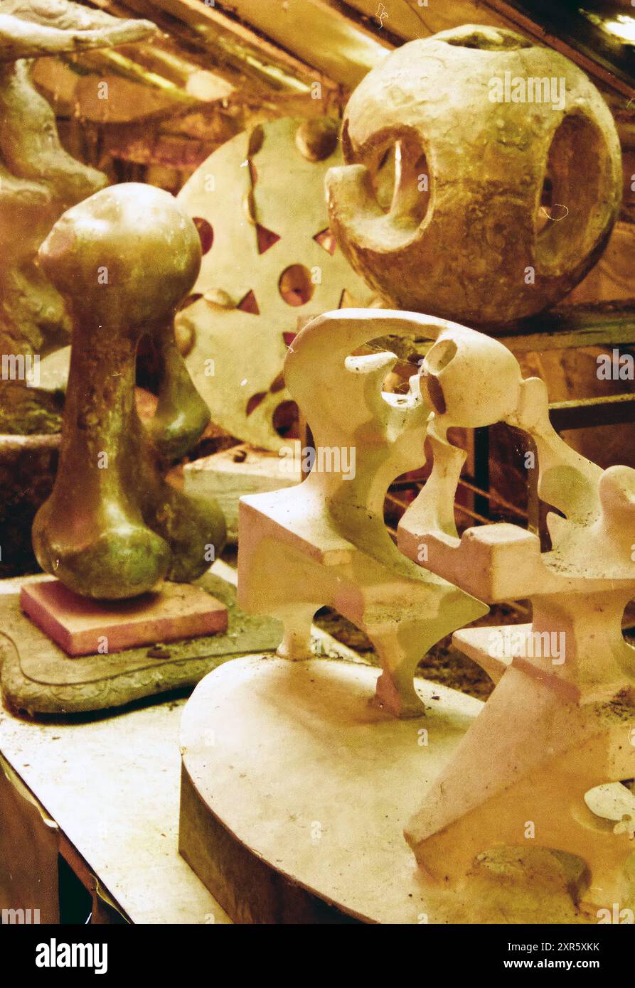 Atelier Wim Jonker, 12-04-2000, Whizgle Dutch News : des images historiques sur mesure pour l'avenir. Explorez le passé néerlandais avec des perspectives modernes grâce à des images d'agences néerlandaises. Concilier les événements d'hier avec les perspectives de demain. Embarquez pour un voyage intemporel avec des histoires qui façonnent notre avenir. Banque D'Images Atelier Wim Jonker, 12-04-2000, Whizgle Dutch News : des images historiques sur mesure pour l'avenir. Explorez le passé néerlandais avec des perspectives modernes grâce à des images d'agences néerlandaises. Concilier les événements d'hier avec les perspectives de demain. Embarquez pour un voyage intemporel avec des histoires qui façonnent notre avenir. Banque D'Images