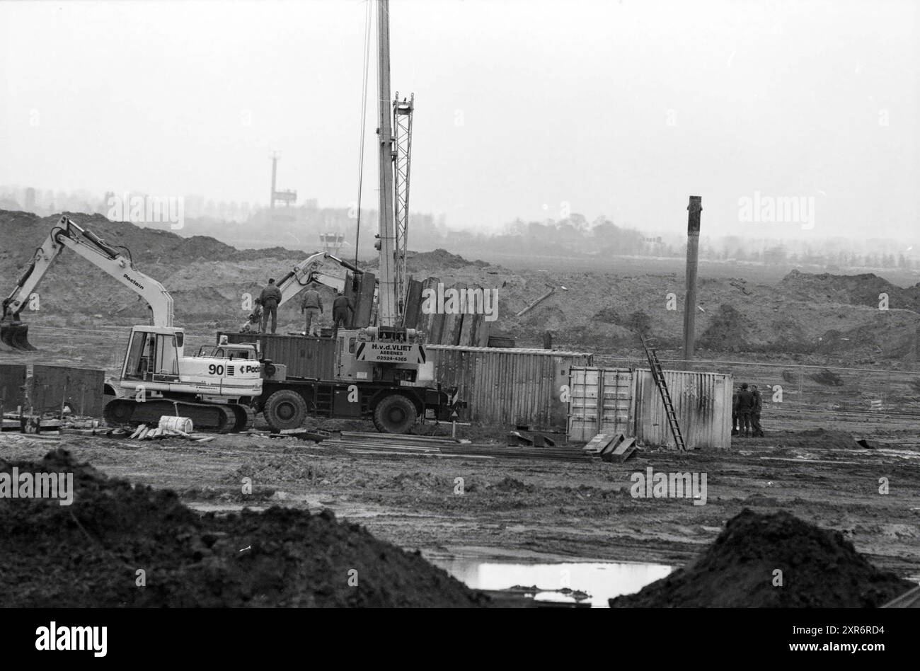 Activités de construction, 12-04-1990, Whizgle Dutch News : des images historiques sur mesure pour l'avenir. Explorez le passé néerlandais avec des perspectives modernes grâce à des images d'agences néerlandaises. Concilier les événements d'hier avec les perspectives de demain. Embarquez pour un voyage intemporel avec des histoires qui façonnent notre avenir. Banque D'Images Activités de construction, 12-04-1990, Whizgle Dutch News : des images historiques sur mesure pour l'avenir. Explorez le passé néerlandais avec des perspectives modernes grâce à des images d'agences néerlandaises. Concilier les événements d'hier avec les perspectives de demain. Embarquez pour un voyage intemporel avec des histoires qui façonnent notre avenir. Banque D'Images