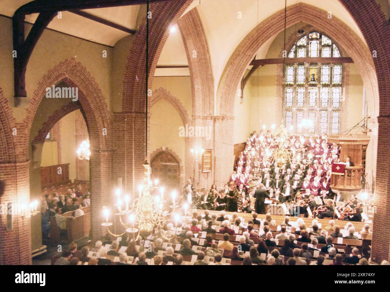 Matthew passion, IJmuiden, IJmuiden, pays-Bas, 12-04-2000, Whizgle Dutch News : des images historiques sur mesure pour l'avenir. Explorez le passé néerlandais avec des perspectives modernes grâce à des images d'agences néerlandaises. Concilier les événements d'hier avec les perspectives de demain. Embarquez pour un voyage intemporel avec des histoires qui façonnent notre avenir. Banque D'Images Matthew passion, IJmuiden, IJmuiden, pays-Bas, 12-04-2000, Whizgle Dutch News : des images historiques sur mesure pour l'avenir. Explorez le passé néerlandais avec des perspectives modernes grâce à des images d'agences néerlandaises. Concilier les événements d'hier avec les perspectives de demain. Embarquez pour un voyage intemporel avec des histoires qui façonnent notre avenir. Banque D'Images