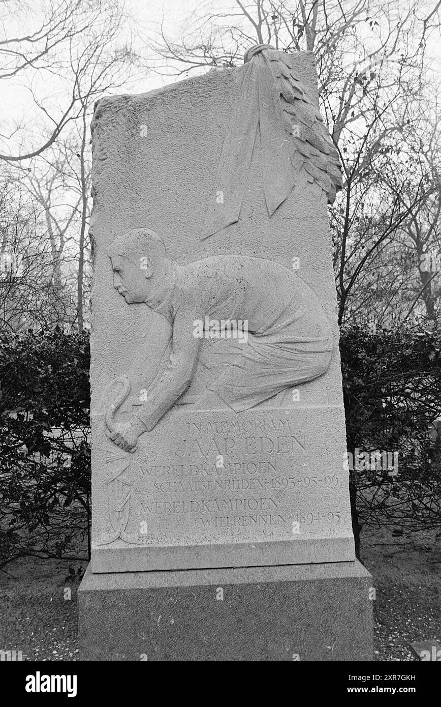 Monument Jaap Eden, monuments, 22-01-1968, Whizgle Dutch News : des images historiques sur mesure pour l'avenir. Explorez le passé néerlandais avec des perspectives modernes grâce à des images d'agences néerlandaises. Concilier les événements d'hier avec les perspectives de demain. Embarquez pour un voyage intemporel avec des histoires qui façonnent notre avenir. Banque D'Images