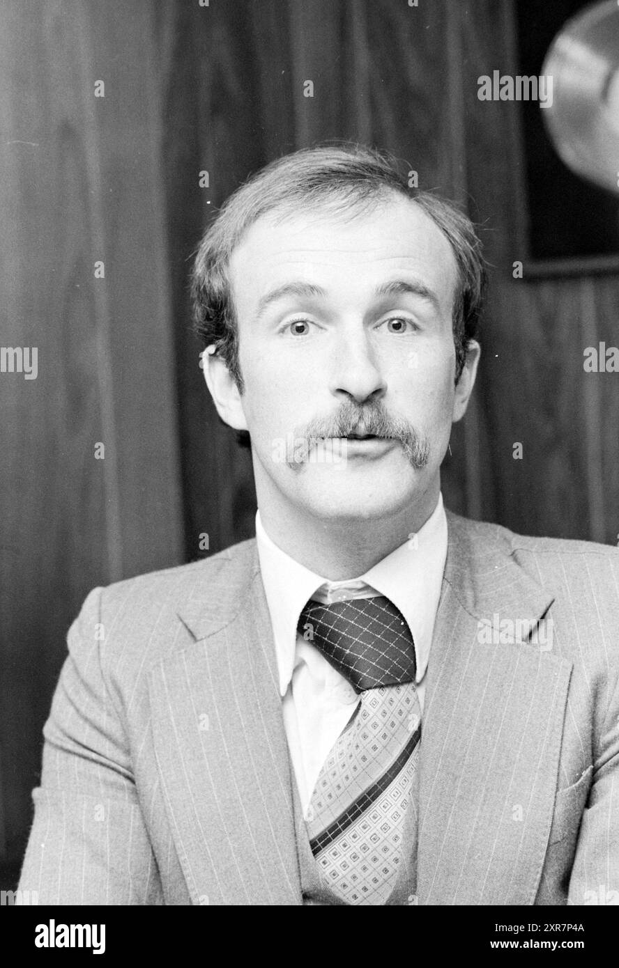 Société de disques de reportage photo, Whizgle Dutch News : des images historiques sur mesure pour l'avenir. Explorez le passé néerlandais avec des perspectives modernes grâce à des images d'agences néerlandaises. Concilier les événements d'hier avec les perspectives de demain. Embarquez pour un voyage intemporel avec des histoires qui façonnent notre avenir. Banque D'Images