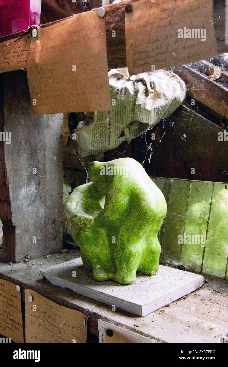 Atelier Wim Jonker, 12-04-2000, Whizgle Dutch News : des images historiques sur mesure pour l'avenir. Explorez le passé néerlandais avec des perspectives modernes grâce à des images d'agences néerlandaises. Concilier les événements d'hier avec les perspectives de demain. Embarquez pour un voyage intemporel avec des histoires qui façonnent notre avenir. Banque D'Images Atelier Wim Jonker, 12-04-2000, Whizgle Dutch News : des images historiques sur mesure pour l'avenir. Explorez le passé néerlandais avec des perspectives modernes grâce à des images d'agences néerlandaises. Concilier les événements d'hier avec les perspectives de demain. Embarquez pour un voyage intemporel avec des histoires qui façonnent notre avenir. Banque D'Images