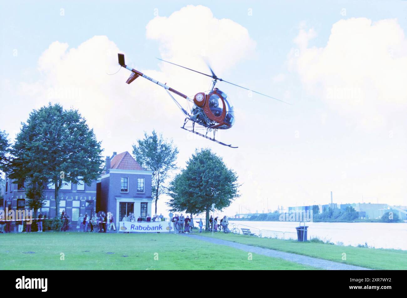 Foire annuelle Oud Velsen, Velsen, 27-09-2002, Whizgle Dutch News : images historiques sur mesure pour l'avenir. Explorez le passé néerlandais avec des perspectives modernes grâce à des images d'agences néerlandaises. Concilier les événements d'hier avec les perspectives de demain. Embarquez pour un voyage intemporel avec des histoires qui façonnent notre avenir. Banque D'Images