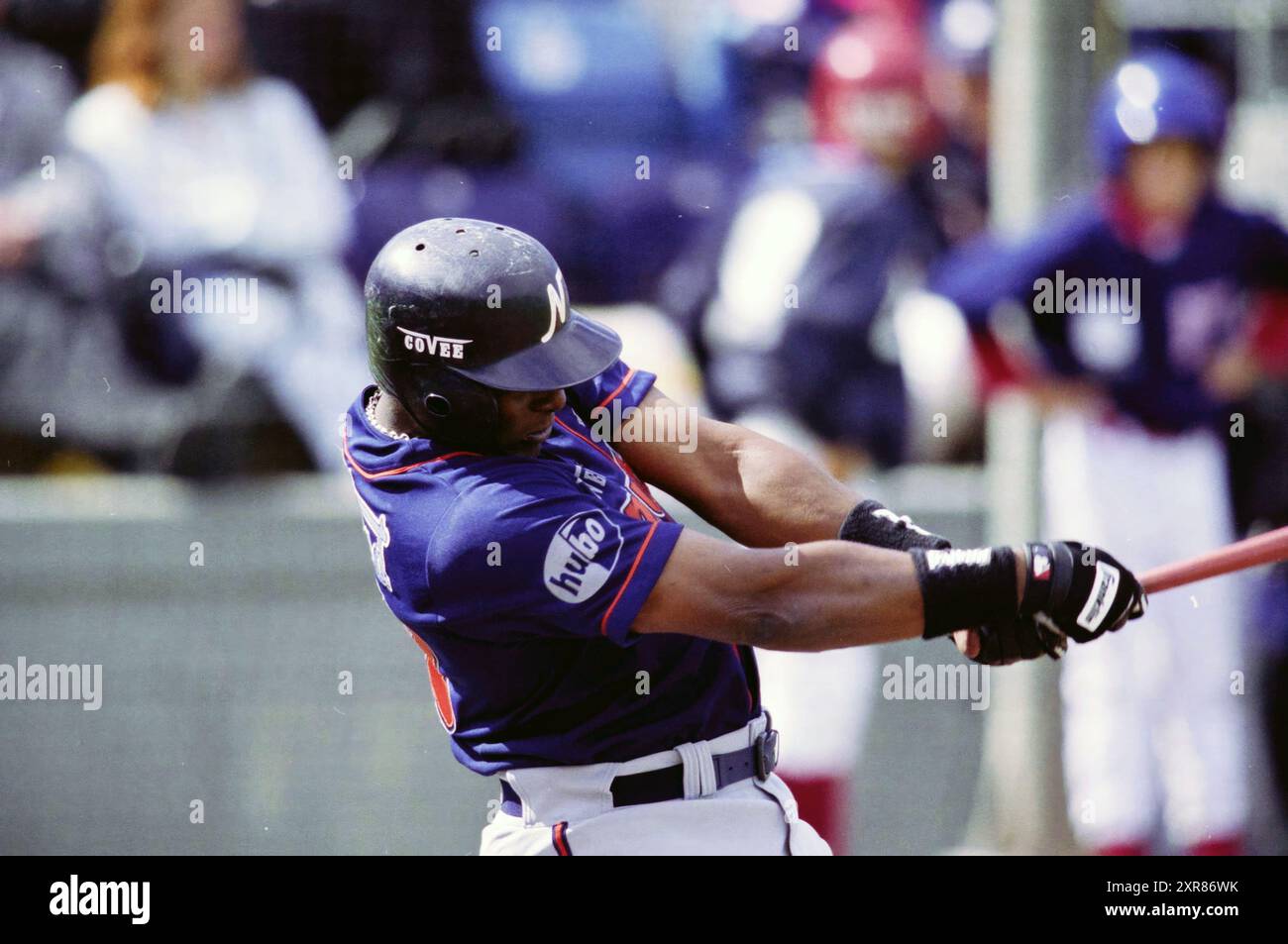 Haarlem Baseball week : Hensley Meulens, Haarlem, pays-Bas, 20-07-2002, Whizgle Dutch News : des images historiques sur mesure pour l'avenir. Explorez le passé néerlandais avec des perspectives modernes grâce à des images d'agences néerlandaises. Concilier les événements d'hier avec les perspectives de demain. Embarquez pour un voyage intemporel avec des histoires qui façonnent notre avenir. Banque D'Images