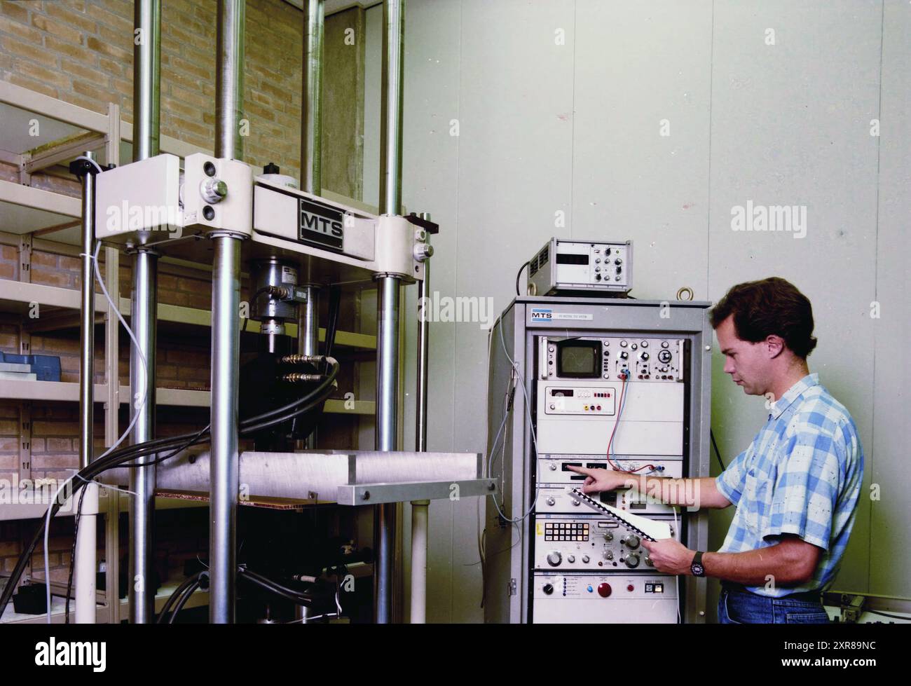 Divers HTS, Ecoles, 01-09-1989, Whizgle Dutch News : images historiques sur mesure pour l'avenir. Explorez le passé néerlandais avec des perspectives modernes grâce à des images d'agences néerlandaises. Concilier les événements d'hier avec les perspectives de demain. Embarquez pour un voyage intemporel avec des histoires qui façonnent notre avenir. Banque D'Images