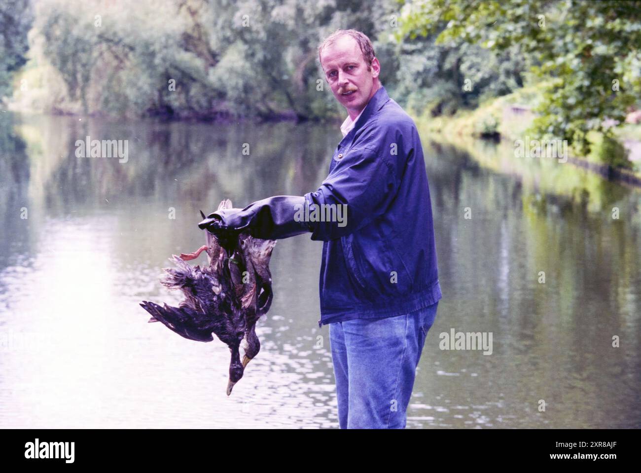 Botulisme, Zwanenburg, Zwanenburg, 17-08-1999, Whizgle Dutch News : des images historiques sur mesure pour l'avenir. Explorez le passé néerlandais avec des perspectives modernes grâce à des images d'agences néerlandaises. Concilier les événements d'hier avec les perspectives de demain. Embarquez pour un voyage intemporel avec des histoires qui façonnent notre avenir. Banque D'Images