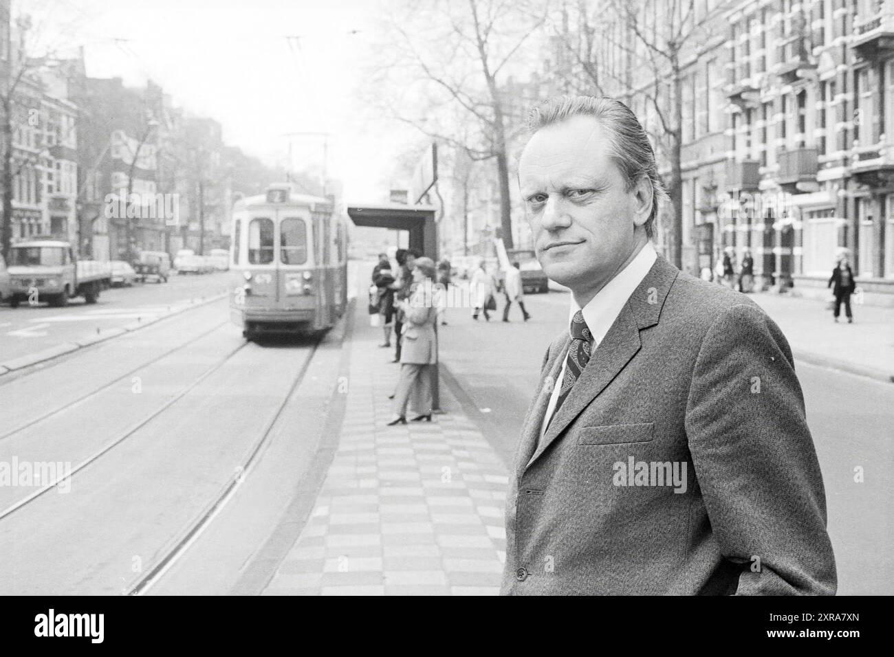 Réalisateur G.V.B. Amsterdam, Persons, 02-04-1974, Whizgle Dutch News : images historiques sur mesure pour l'avenir. Explorez le passé néerlandais avec des perspectives modernes grâce à des images d'agences néerlandaises. Concilier les événements d'hier avec les perspectives de demain. Embarquez pour un voyage intemporel avec des histoires qui façonnent notre avenir. Banque D'Images