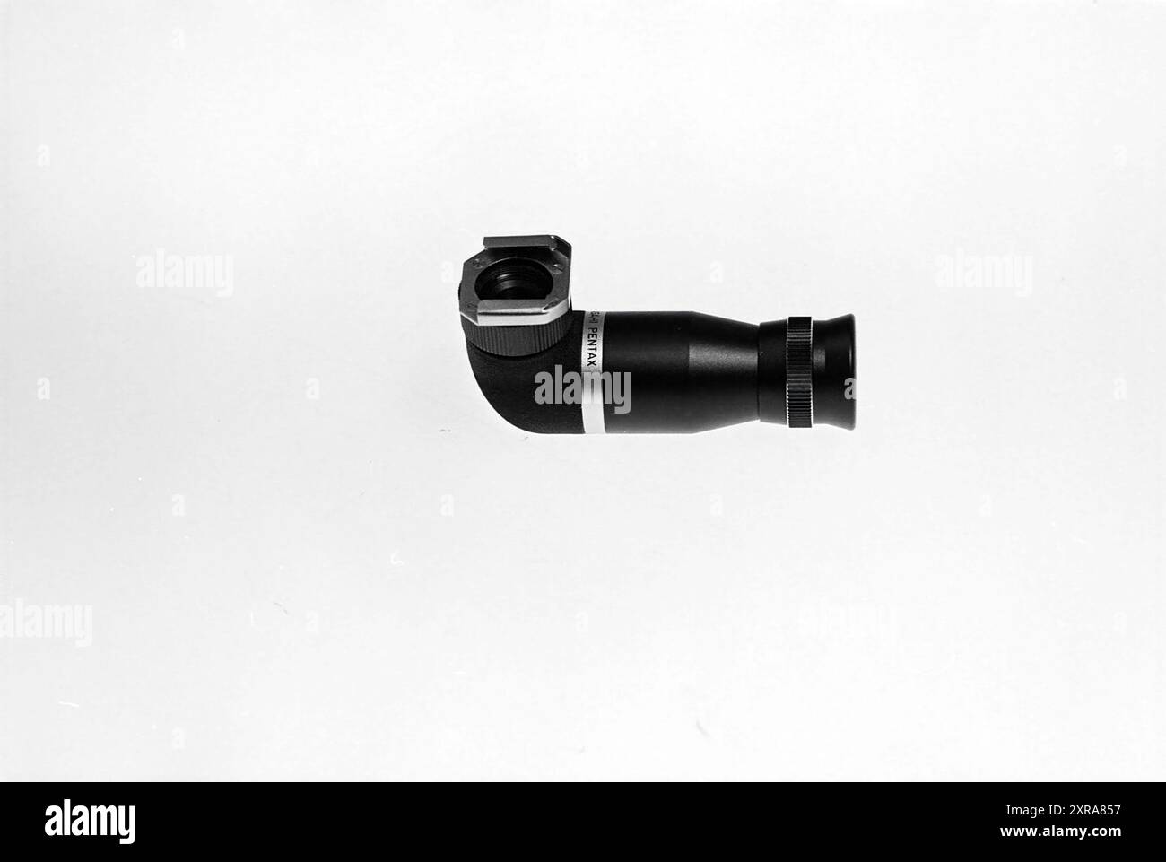Angle Viewfinder Asahi Pentax, divers, 24-11-1976, Whizgle Dutch News : images historiques sur mesure pour l'avenir. Explorez le passé néerlandais avec des perspectives modernes grâce à des images d'agences néerlandaises. Concilier les événements d'hier avec les perspectives de demain. Embarquez pour un voyage intemporel avec des histoires qui façonnent notre avenir. Banque D'Images