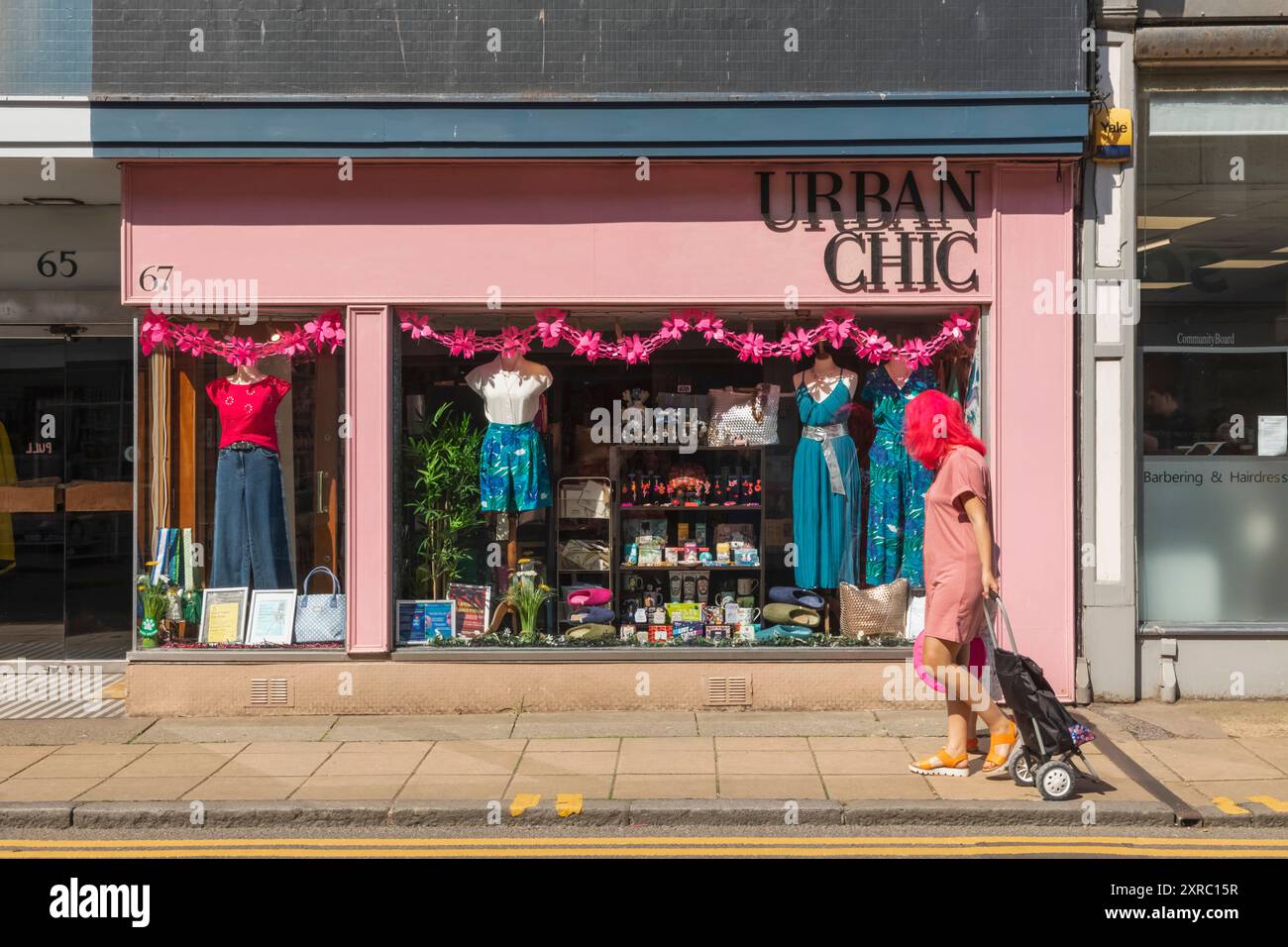 Angleterre, Kent, Deal, Deal High Street, Fashion Store Banque D'Images