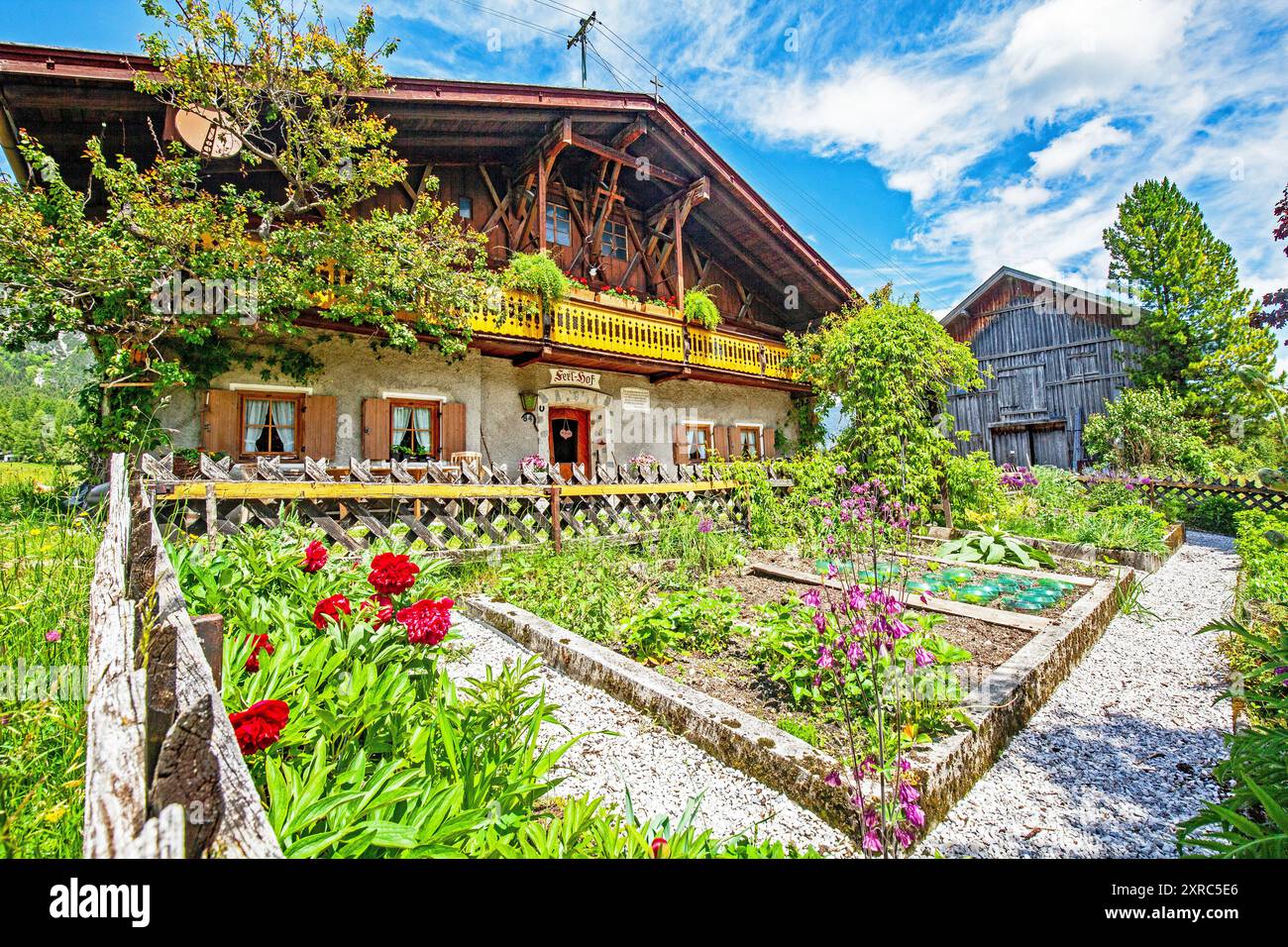 Ferme dans la vallée tyrolienne de Leutasch Banque D'Images