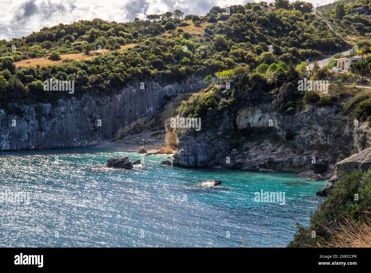 Paysage grec typique, nature méditerranéenne de la Grèce, paysage tourné pendant la journée sur Zakynthos, îles Ioniennes, Grèce Banque D'Images