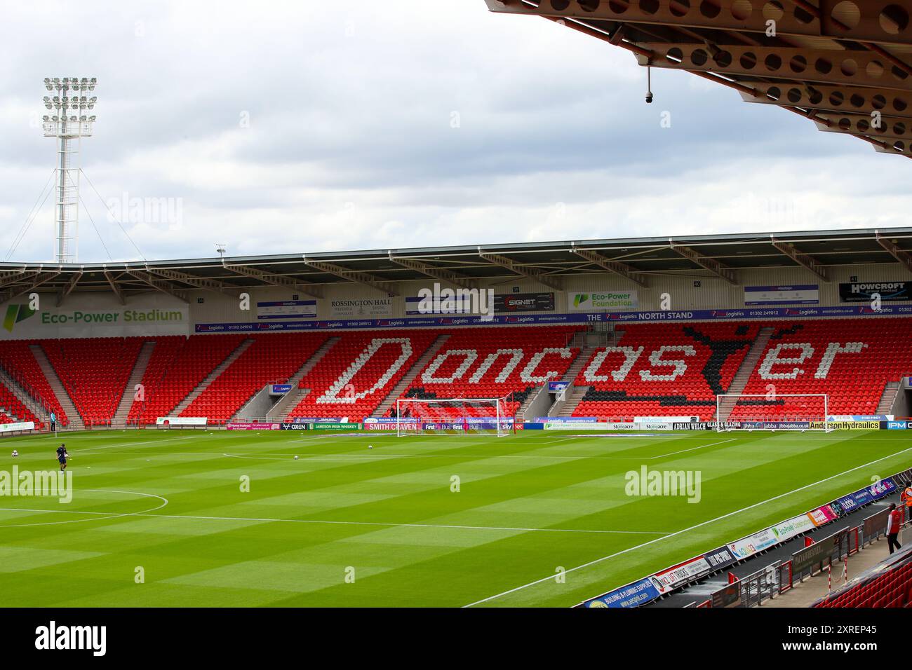 ECO - Power Stadium, Doncaster, Angleterre - 10 août 2024 vue générale de l'Eco - Power Stadium - avant le match Doncaster Rovers v Accrington Stanley, Sky Bet League Two, 2024/25, Eco - Power Stadium, Doncaster, Angleterre - 10 août 2024 crédit : Mathew Marsden/WhiteRosePhotos/Alamy Live News Banque D'Images