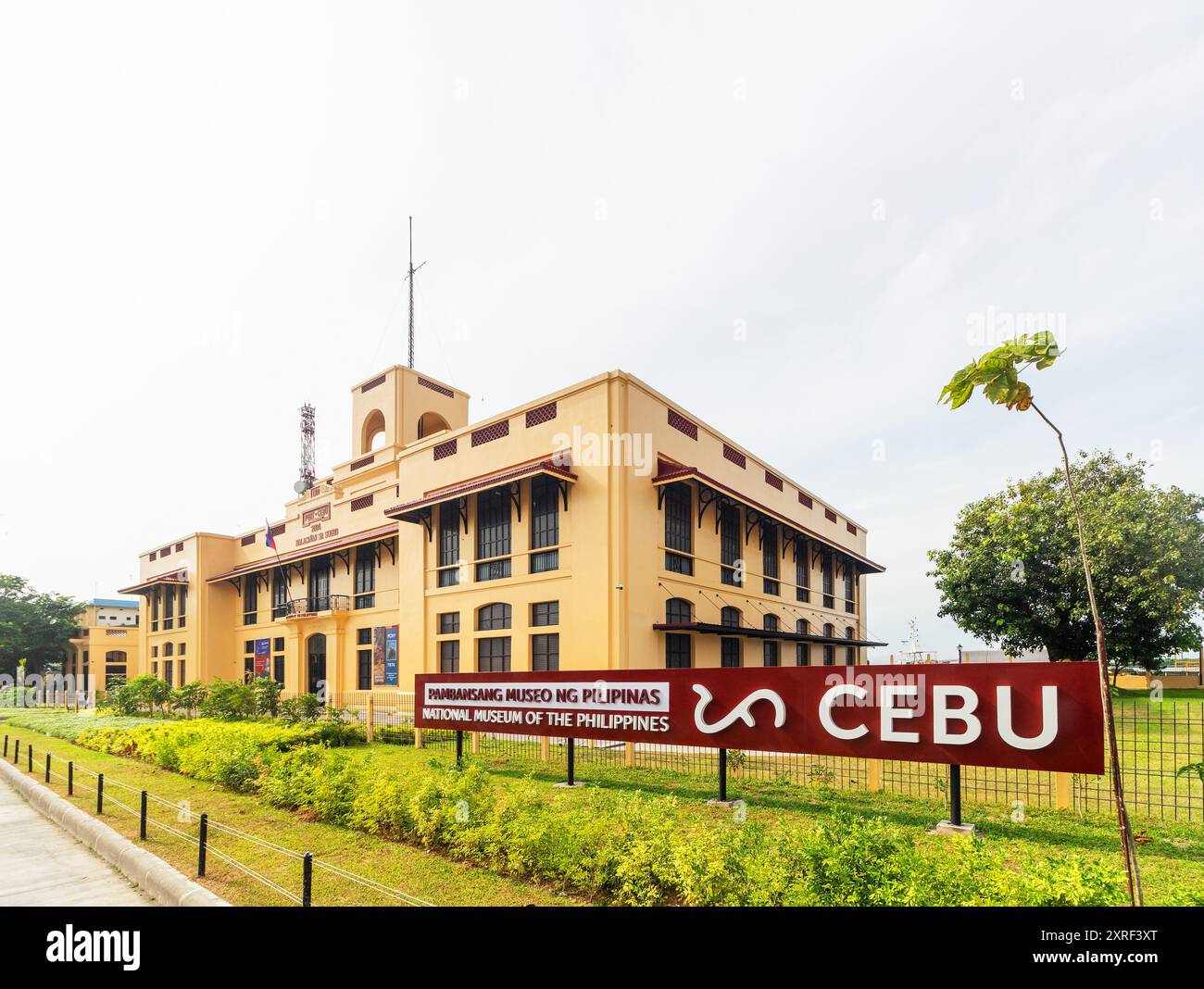 L'extérieur de la branche régionale du Musée national des Philippines à Cebu abrité dans l'ancien bâtiment des douanes construit en 1910. Banque D'Images L'extérieur de la branche régionale du Musée national des Philippines à Cebu abrité dans l'ancien bâtiment des douanes construit en 1910. Banque D'Images