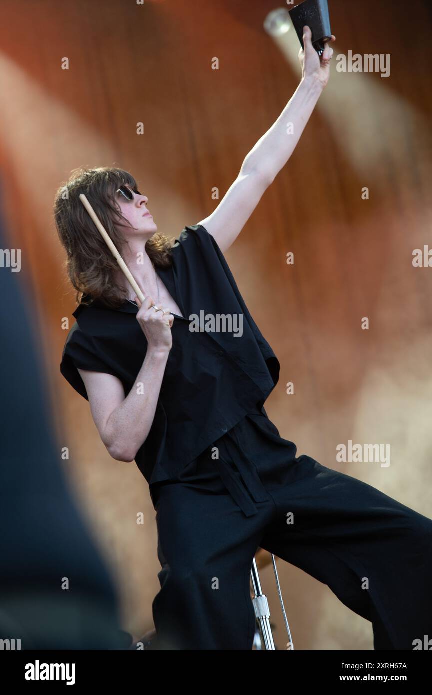 Londres, Royaume-Uni. 10 août 2024. Fleurs sur scène au Gunnersbury Festival 2024 précédant Tom Grennan. Cristina Massei/Alamy Live News Banque D'Images